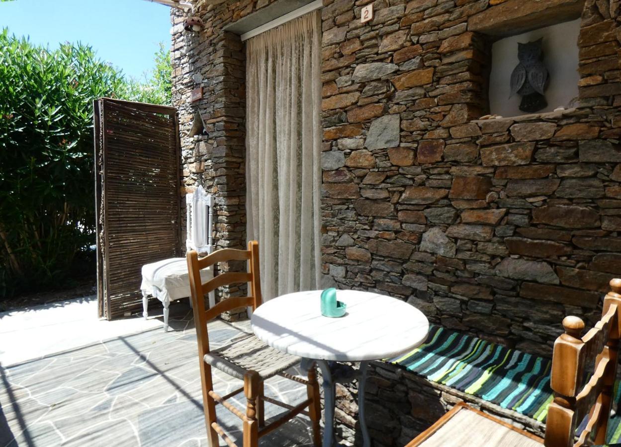 阿提蒙Το Κατἑ公寓式酒店 外观 照片