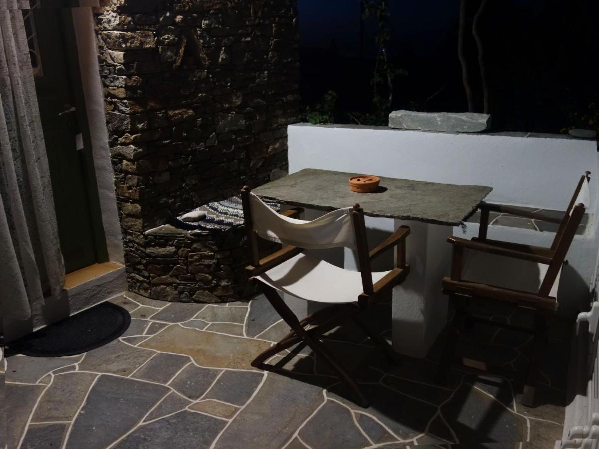 阿提蒙Το Κατἑ公寓式酒店 外观 照片