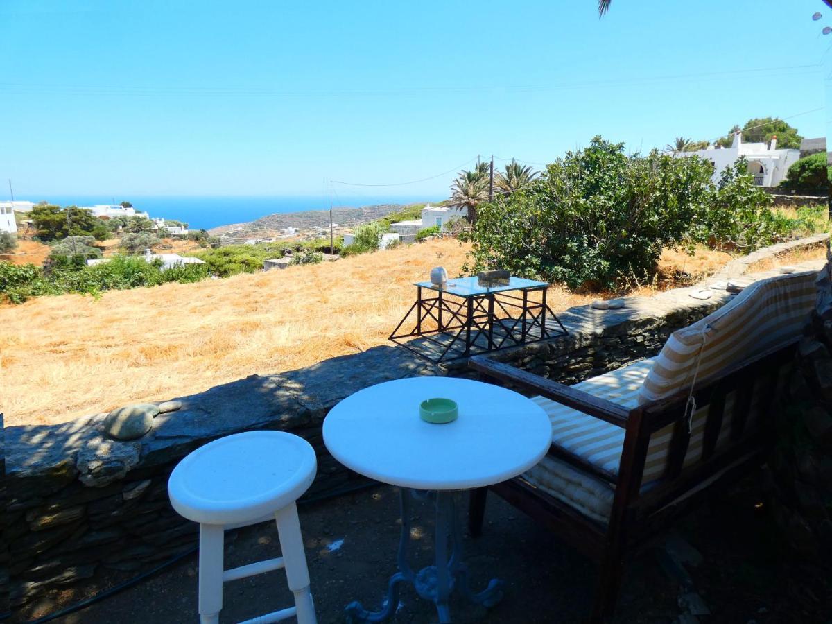 阿提蒙Το Κατἑ公寓式酒店 外观 照片